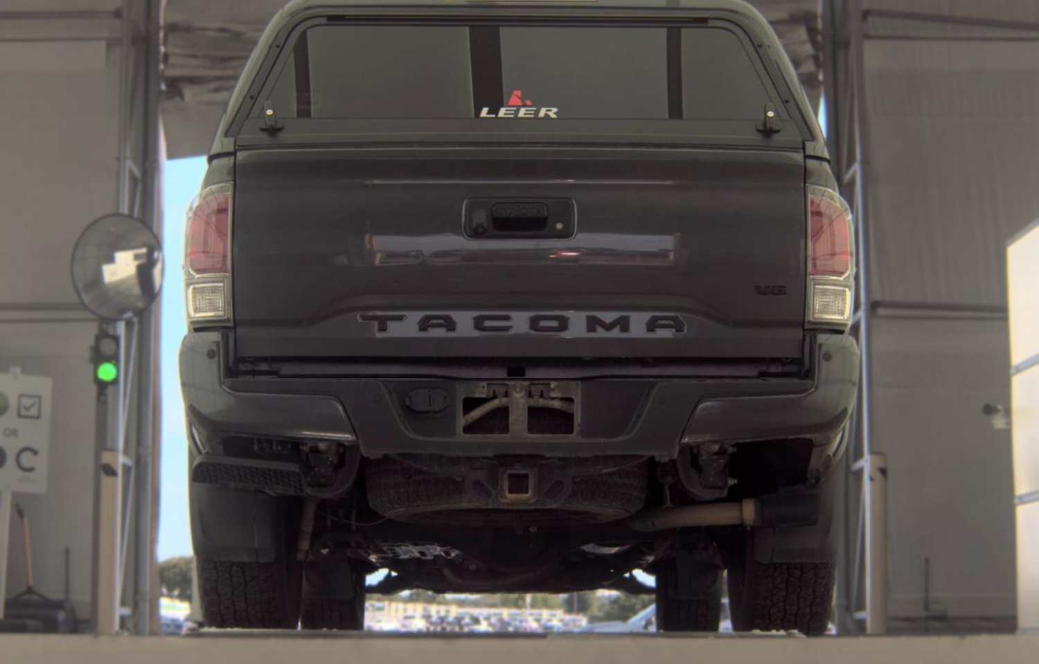 2020 Toyota Tacoma photo 5