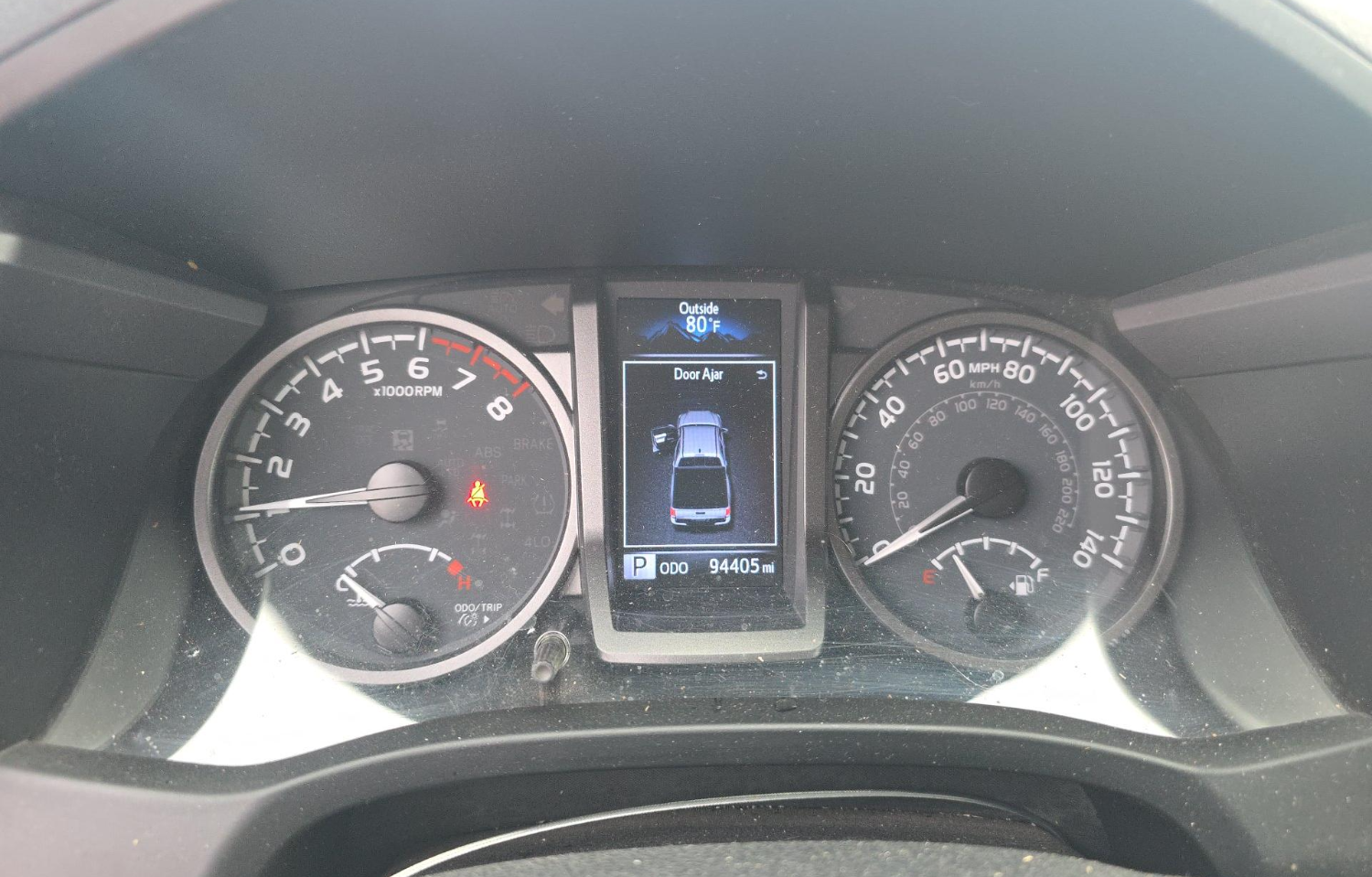 2020 Toyota Tacoma photo 7
