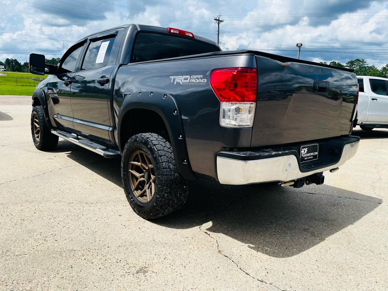 2011 Toyota Tundra 4WD Truck photo 7