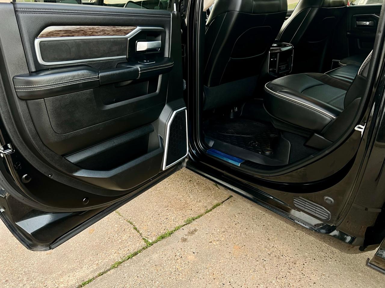 2021 RAM Ram 2500 Pickup Laramie - Photo 17