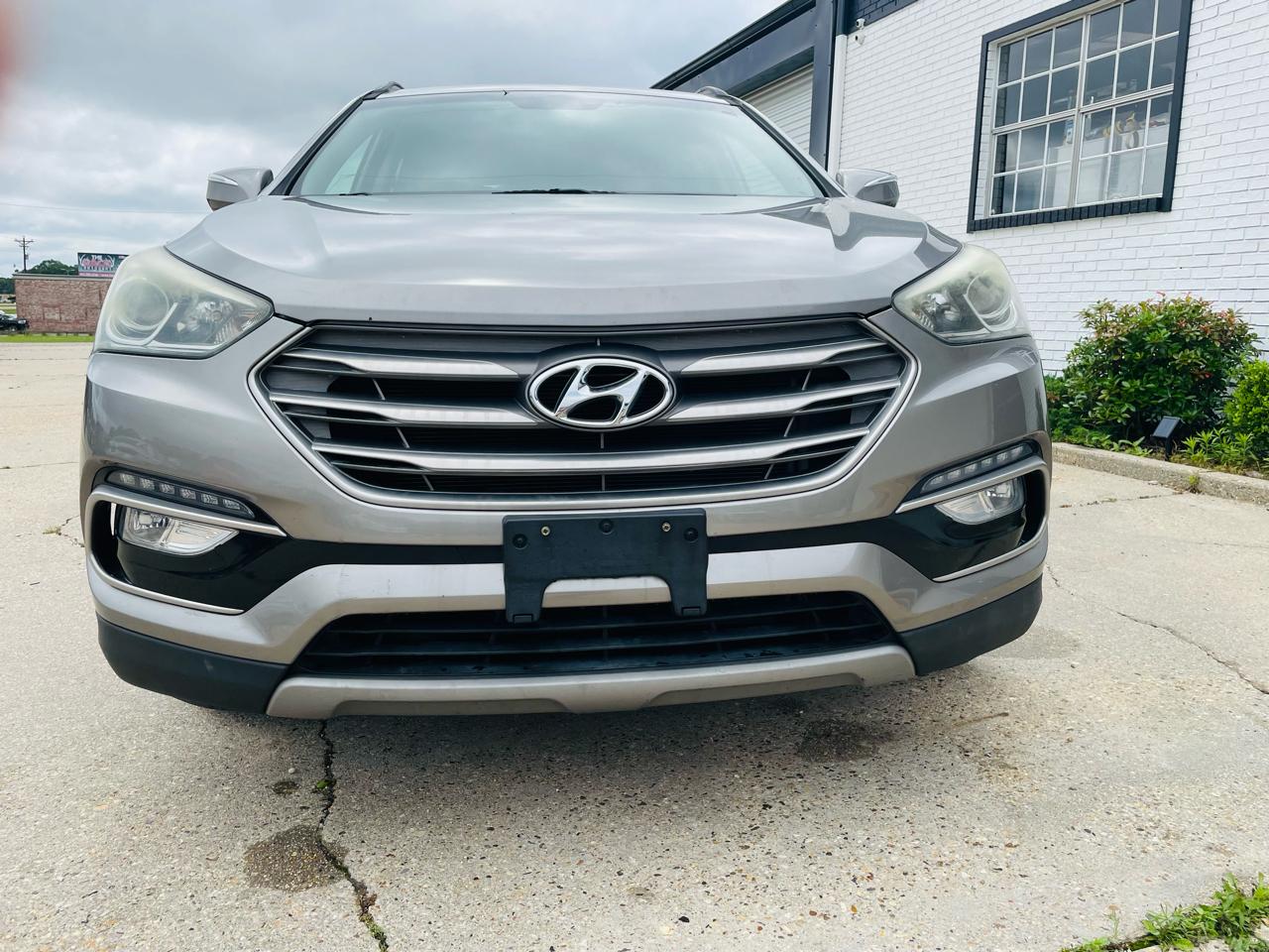 2017 Hyundai Santa Fe Sport photo 2