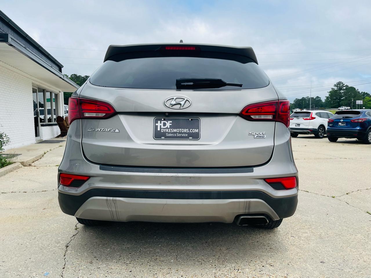 2017 Hyundai Santa Fe Sport photo 3