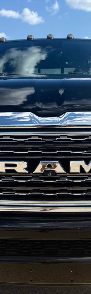 2020 RAM 1500 photo 2