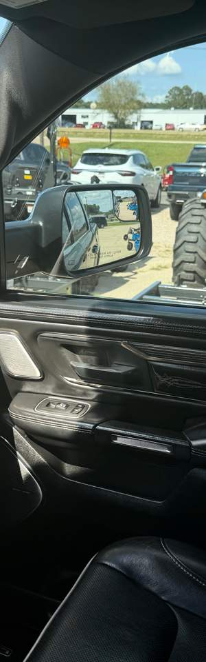 2020 RAM 1500 photo 25