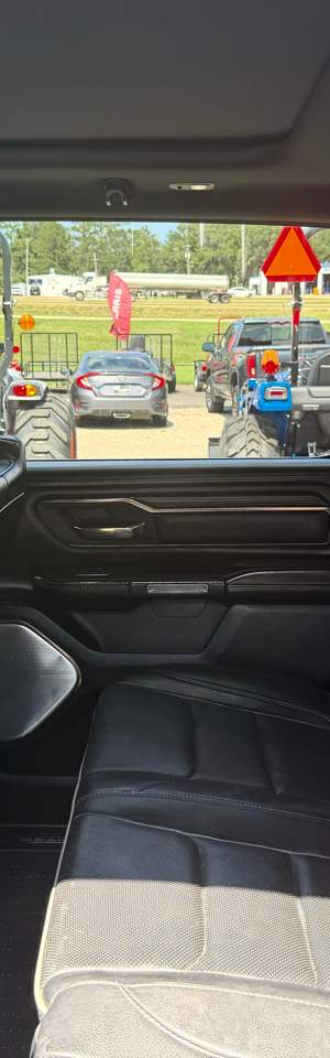 2020 RAM 1500 photo 28