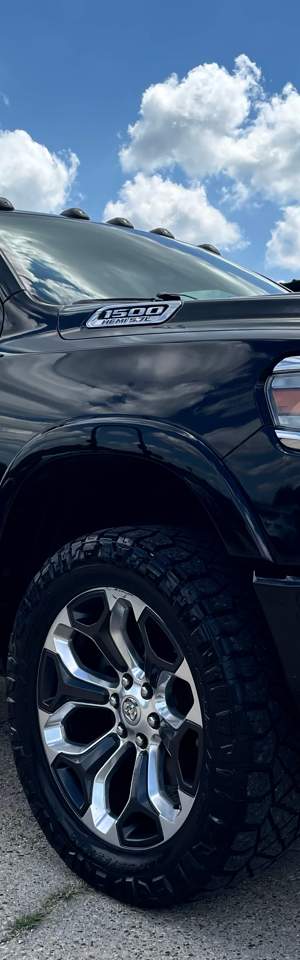 2020 RAM 1500 photo 30