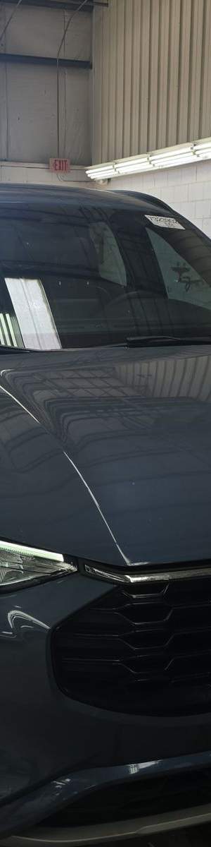 2023 Ford Escape photo 2