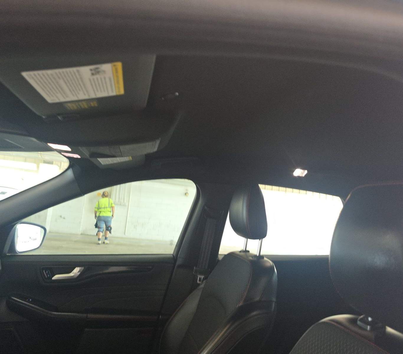2023 Ford Escape ST-Line FWD, photo 15 of 30