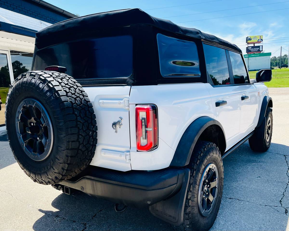 2022 Ford Bronco Badlands, photo 7 of 34