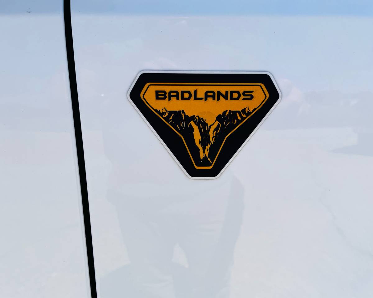 2022 Ford Bronco Badlands, photo 10 of 34