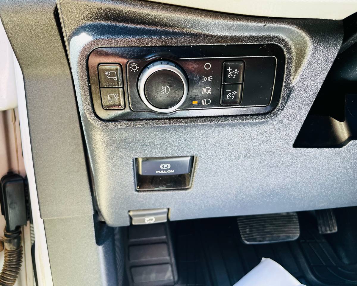 2022 Ford Bronco Badlands, photo 15 of 34