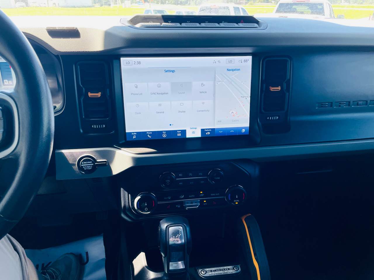 2022 Ford Bronco Badlands, photo 19 of 34
