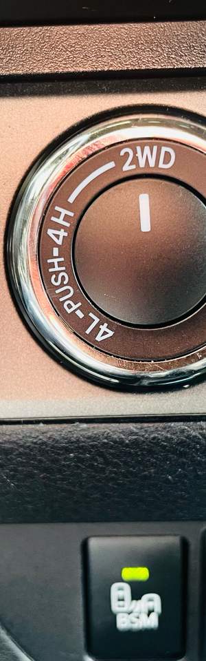 2020 Toyota Tacoma photo 22