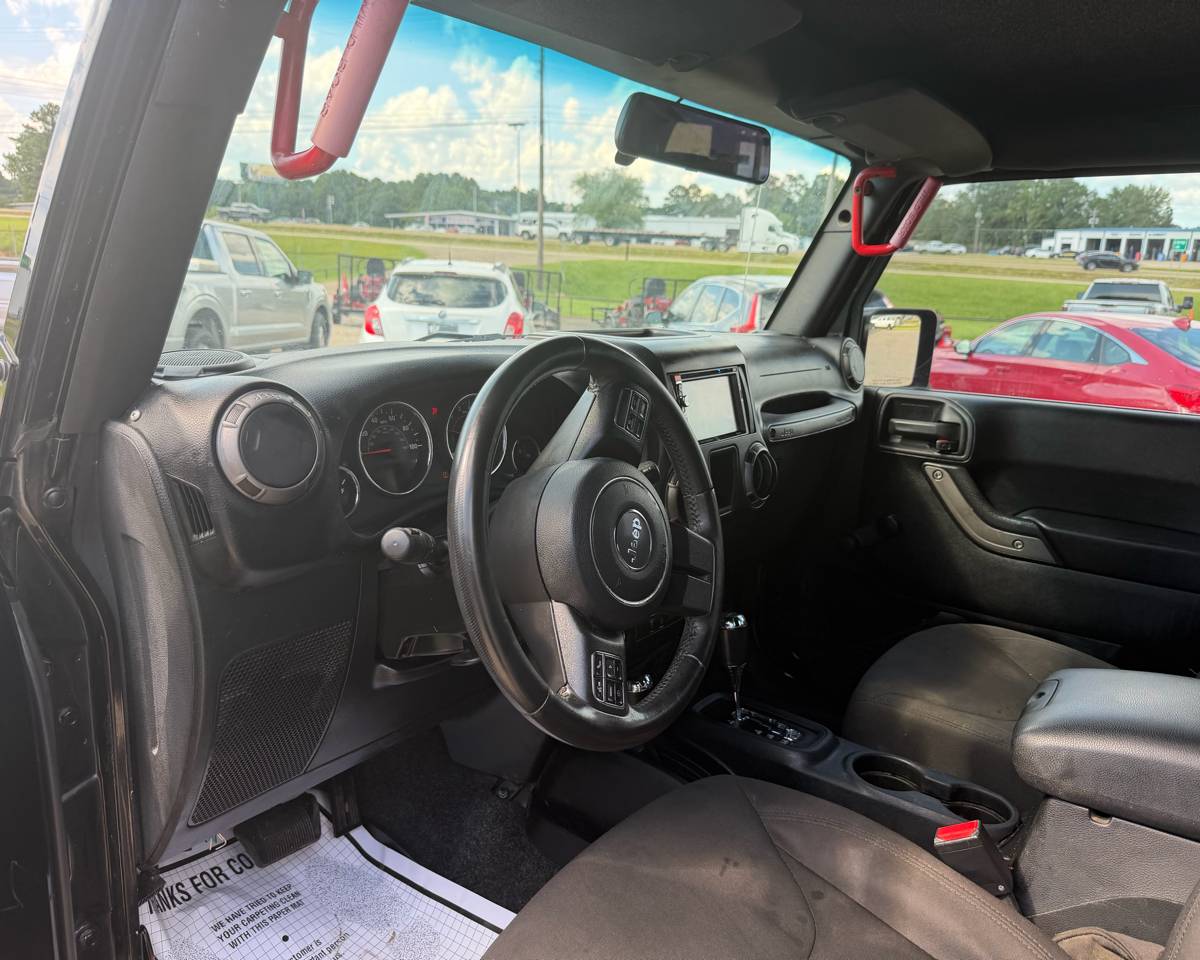 2017 Jeep Wrangler Unlimited Sport 4X4, photo 8 of 13