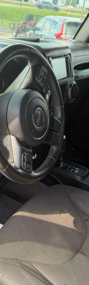 2017 Jeep Wrangler Unlimited photo 11
