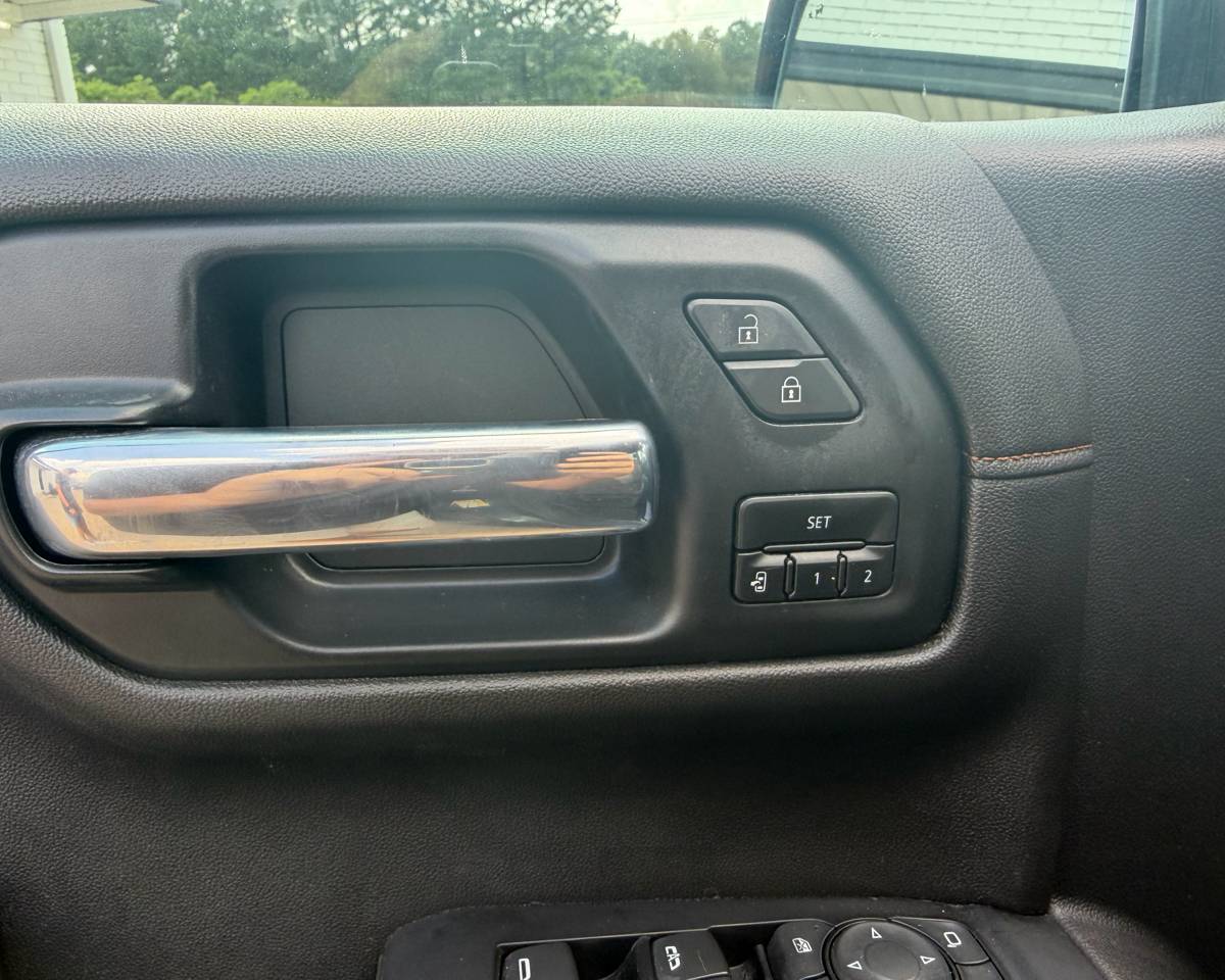2020 GMC Sierra 1500 AT4, photo 13 of 24
