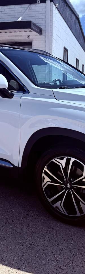 2019 Hyundai Santa Fe photo 1
