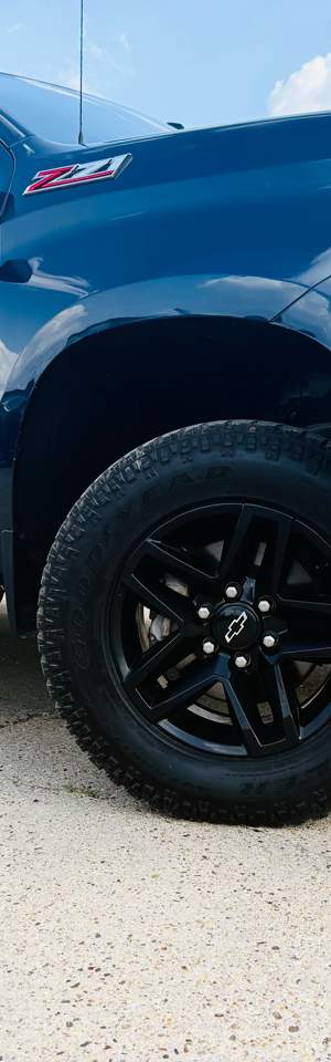 2020 Chevrolet Silverado 1500 photo 1