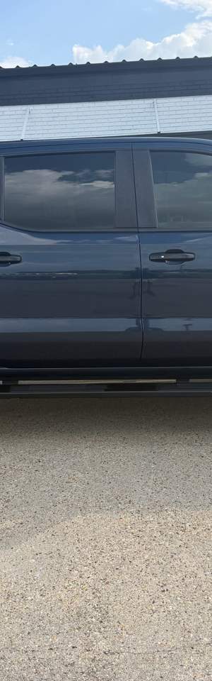 2020 Chevrolet Silverado 1500 photo 2