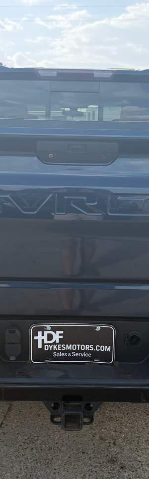 2020 Chevrolet Silverado 1500 photo 3