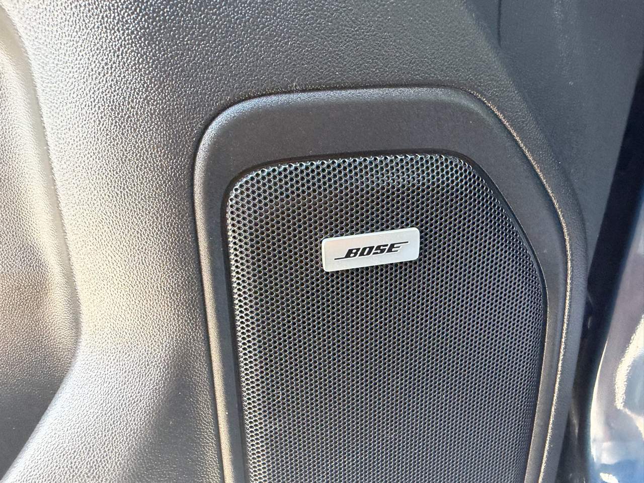 2020 Chevrolet Silverado 1500 LT Trail Boss, photo 11 of 19