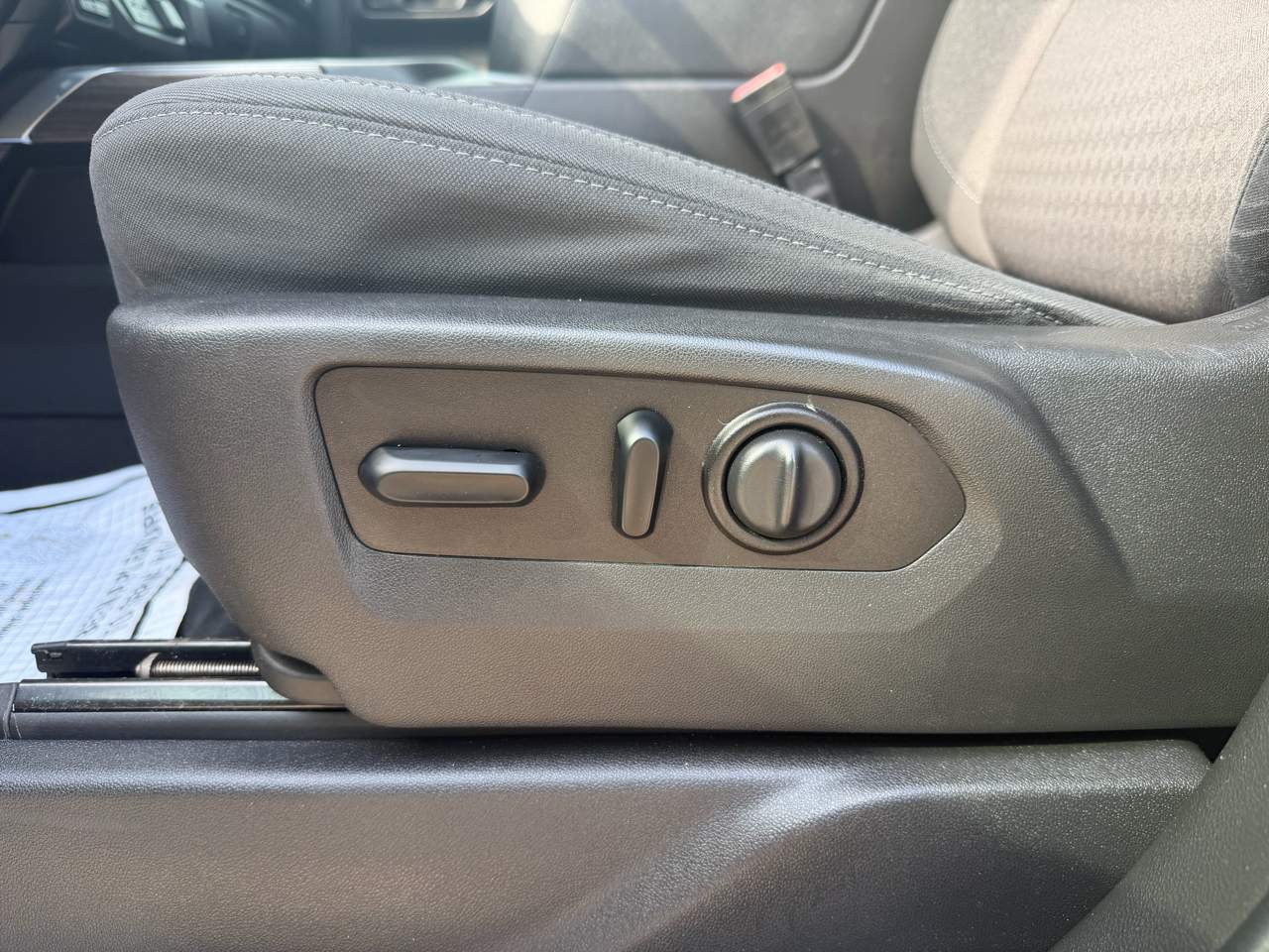 2020 Chevrolet Silverado 1500 LT Trail Boss, photo 14 of 19