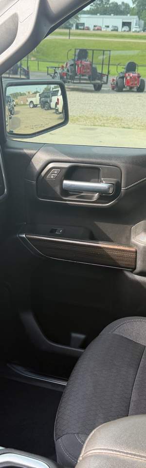 2020 Chevrolet Silverado 1500 photo 15