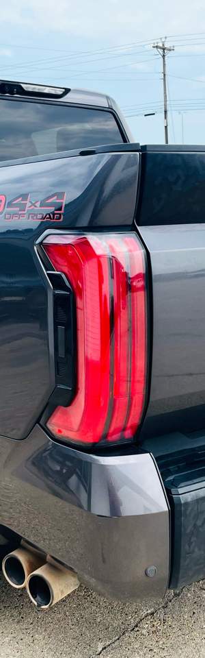 2023 Toyota Tundra 4WD photo 8