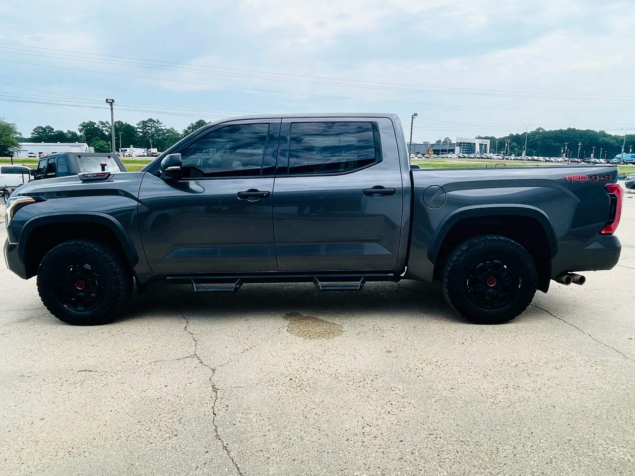2023 Toyota Tundra 4WD TRD Pro Hybrid CrewMax 5.5′ Bed, photo 9 of 48