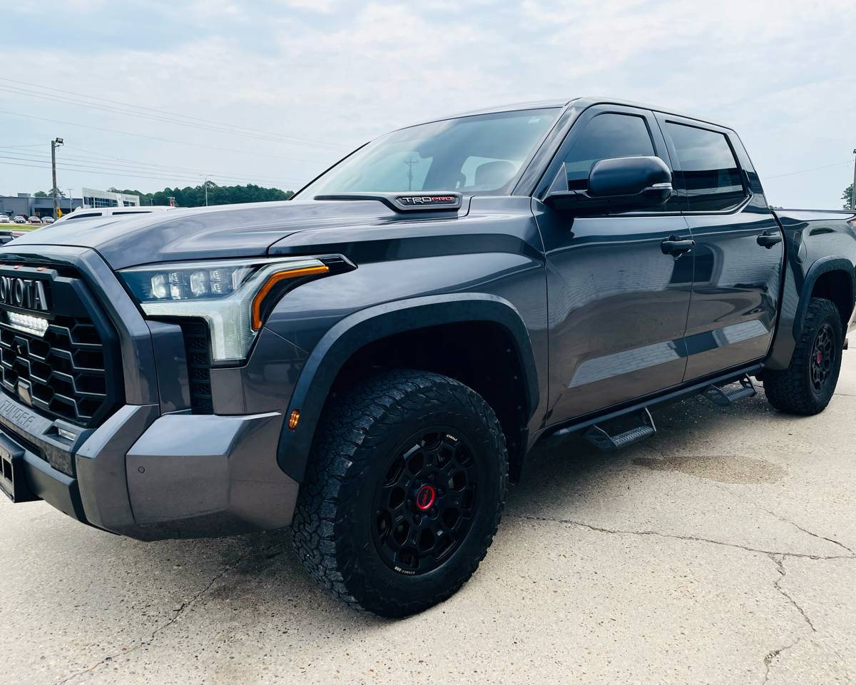2023 Toyota Tundra 4WD TRD Pro Hybrid CrewMax 5.5′ Bed, photo 10 of 48
