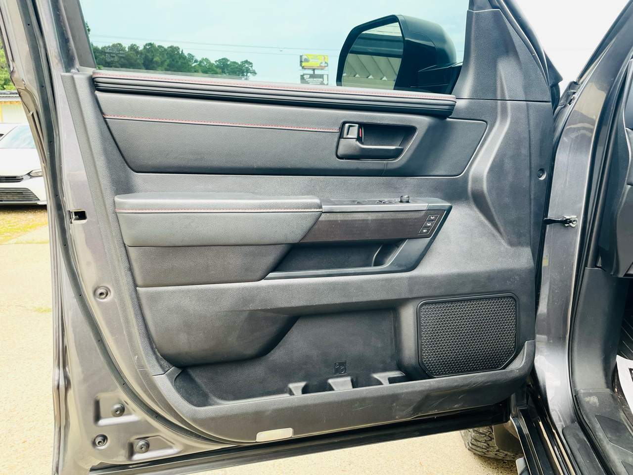 2023 Toyota Tundra 4WD TRD Pro Hybrid CrewMax 5.5′ Bed, photo 14 of 48