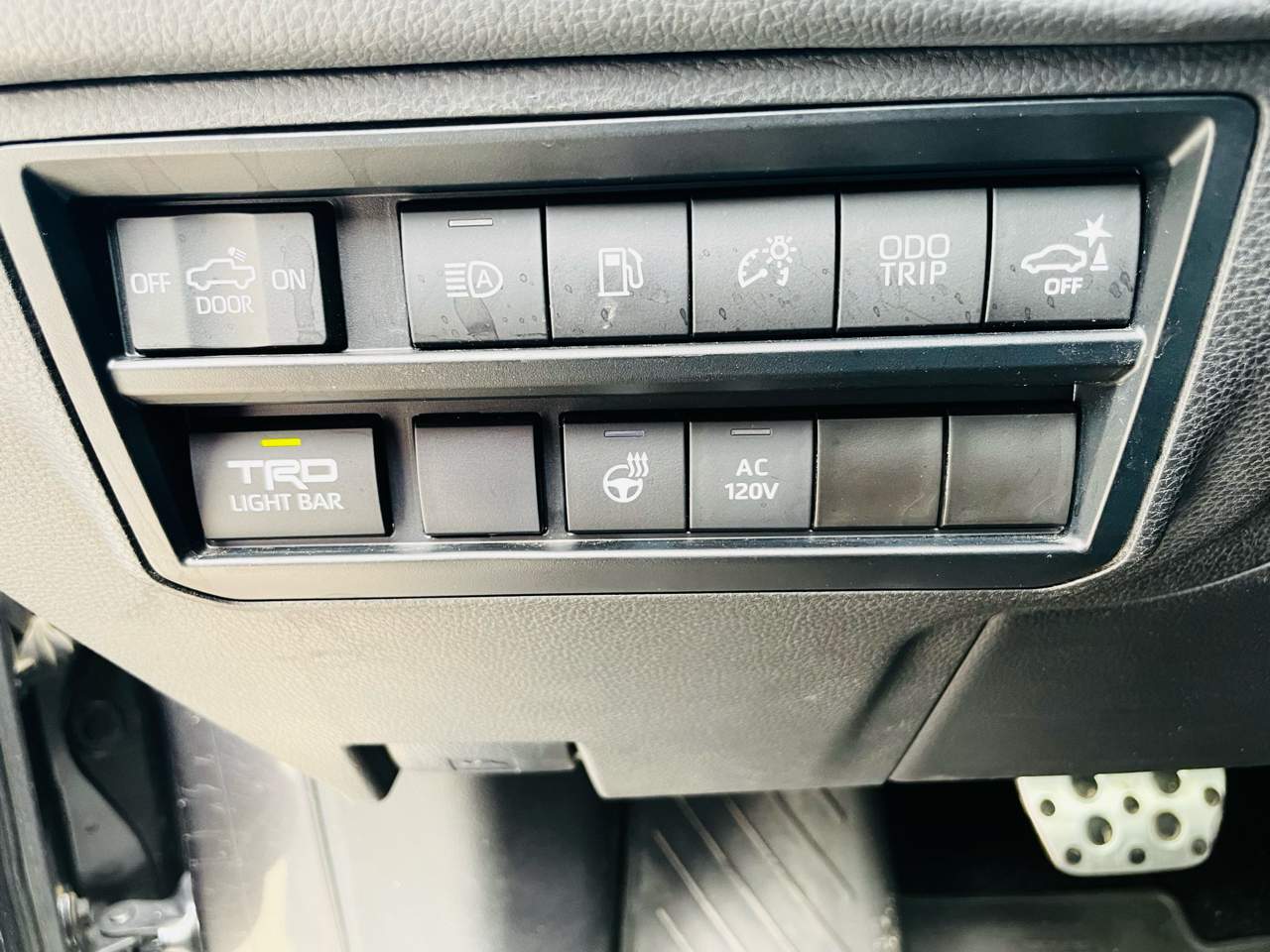 2023 Toyota Tundra 4WD TRD Pro Hybrid CrewMax 5.5′ Bed, photo 22 of 48
