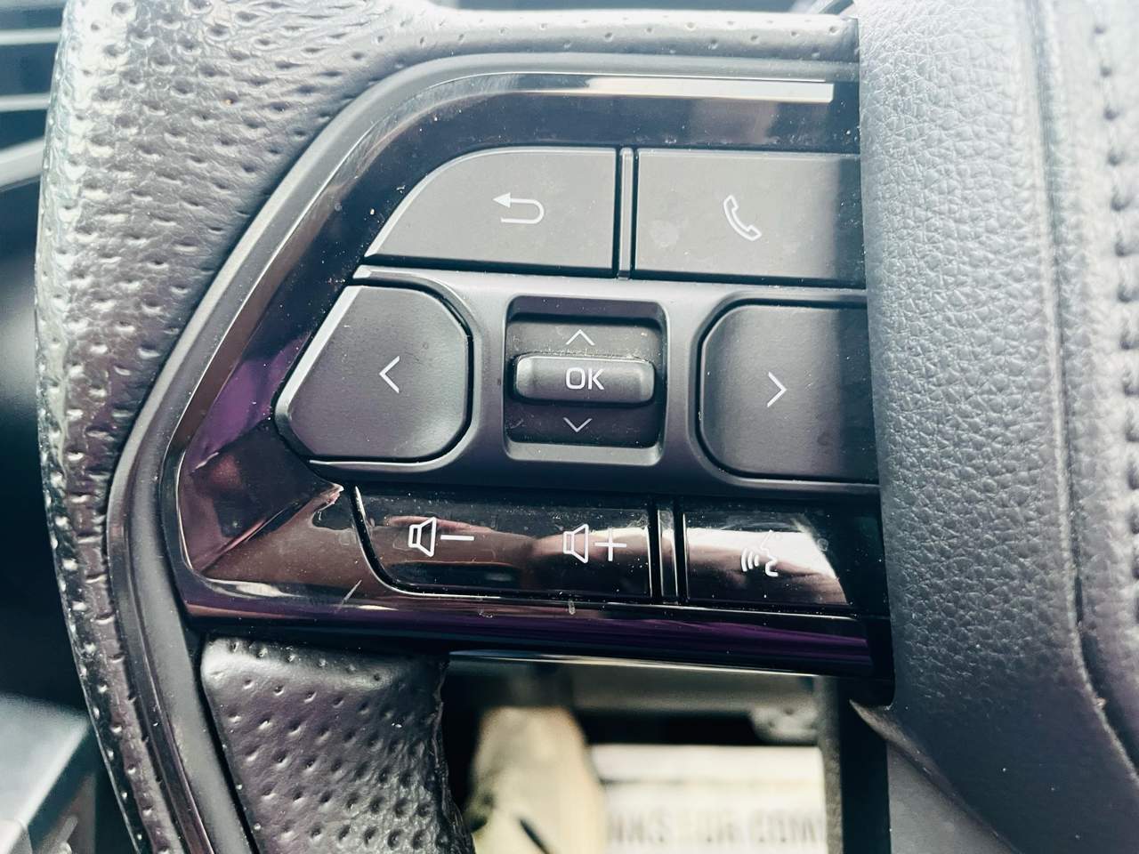2023 Toyota Tundra 4WD TRD Pro Hybrid CrewMax 5.5′ Bed, photo 24 of 48