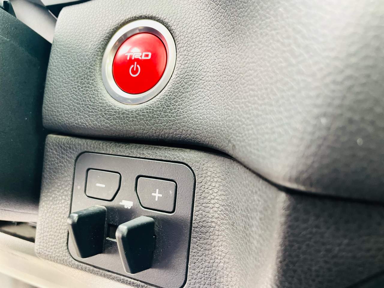 2023 Toyota Tundra 4WD TRD Pro Hybrid CrewMax 5.5′ Bed, photo 26 of 48