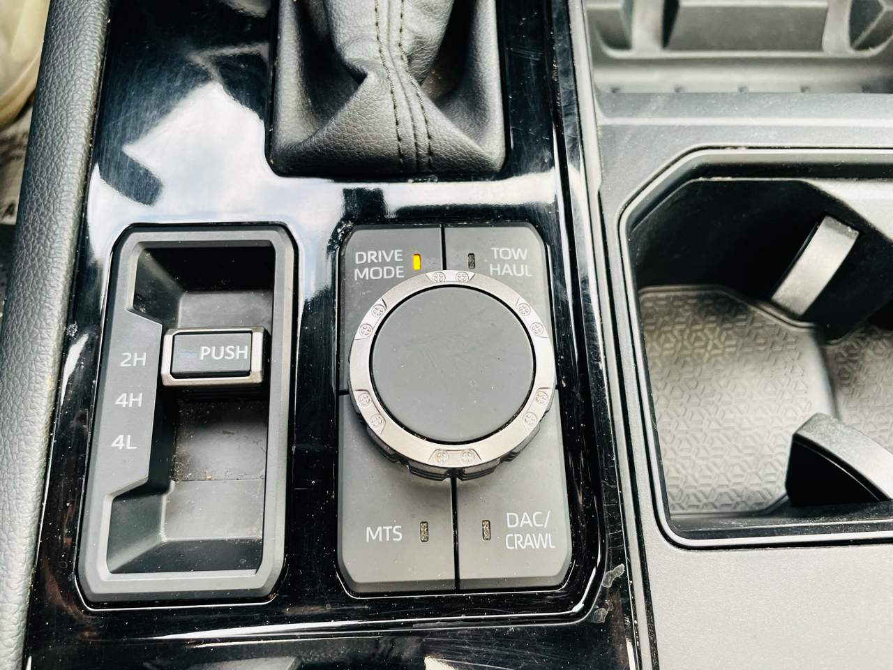 2023 Toyota Tundra 4WD TRD Pro Hybrid CrewMax 5.5′ Bed, photo 34 of 48