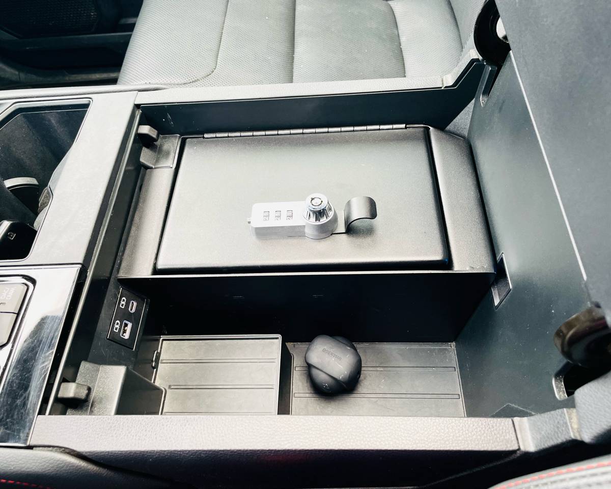 2023 Toyota Tundra 4WD TRD Pro Hybrid CrewMax 5.5′ Bed, photo 38 of 48