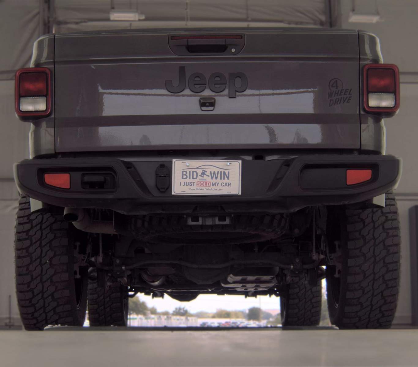 2022 Jeep Gladiator Willys Crew Cab Medium Bed, photo 7 of 28