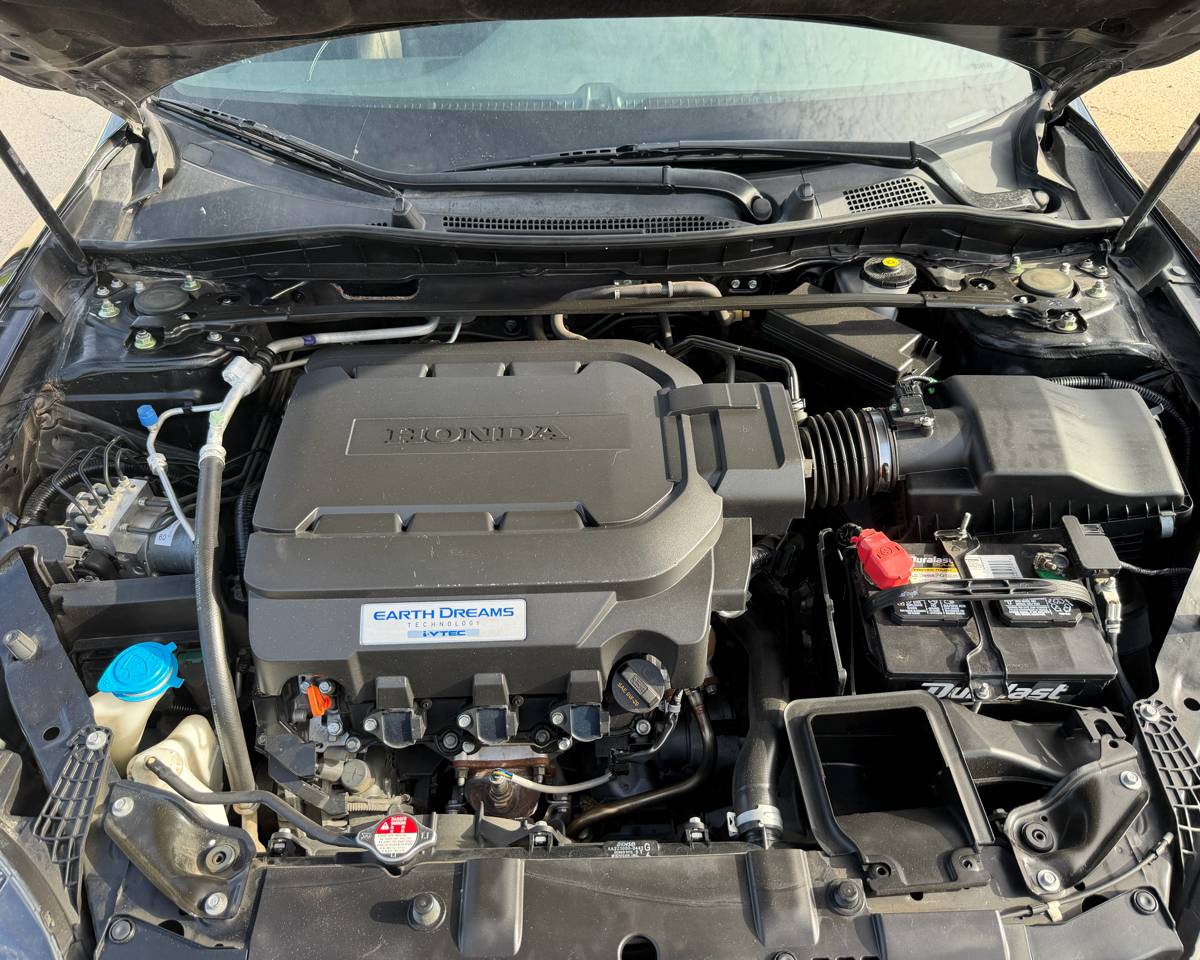 2016 Honda Accord Coupe Touring, photo 18 of 18
