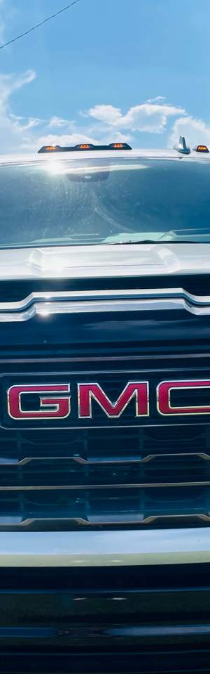 2024 GMC Sierra 2500HD photo 2