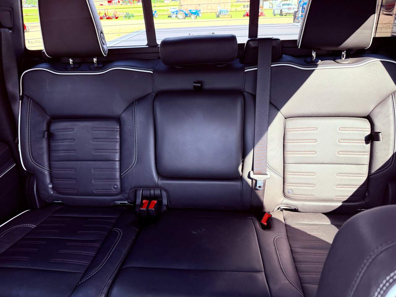 2024 GMC Sierra 2500HD 4WD Crew Cab 159″ AT4X, photo 14 of 14
