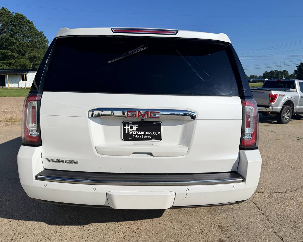 2017 GMC Yukon Denali 4WD, photo 5 of 30