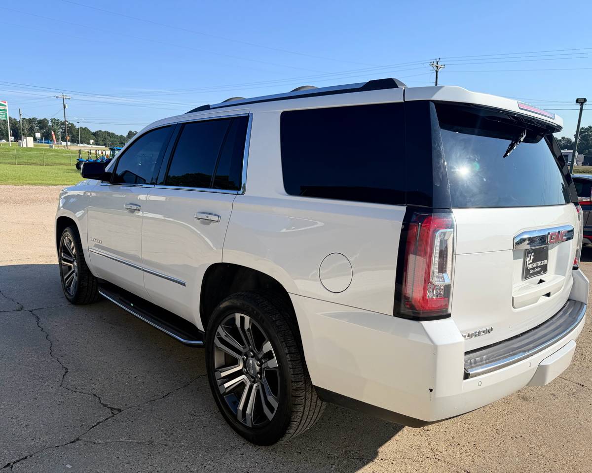 2017 GMC Yukon Denali 4WD, photo 6 of 30