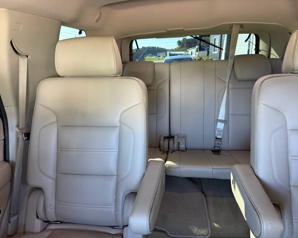 2017 GMC Yukon Denali 4WD, photo 20 of 30