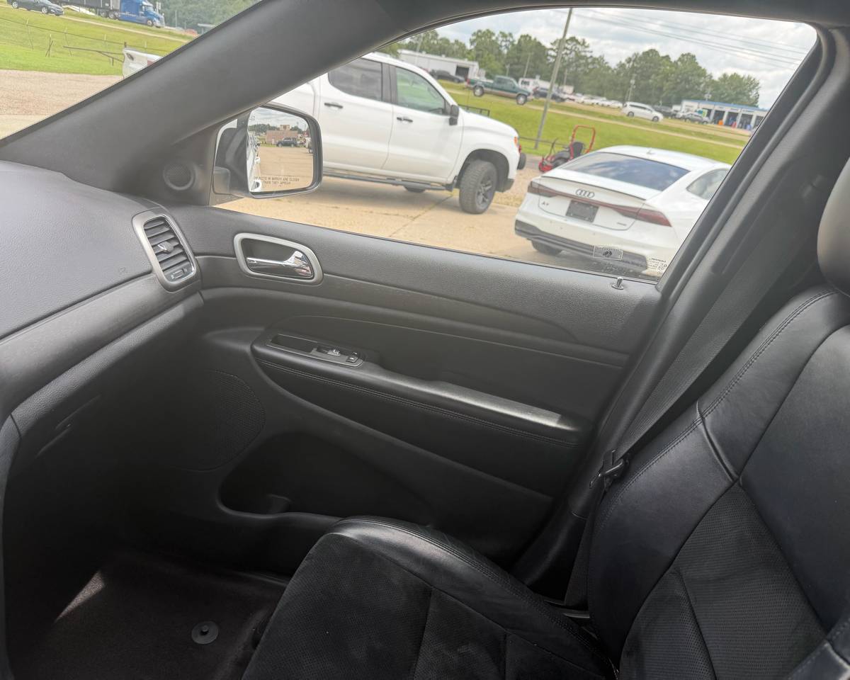 2018 Jeep Grand Cherokee Laredo Altitude, photo 17 of 20