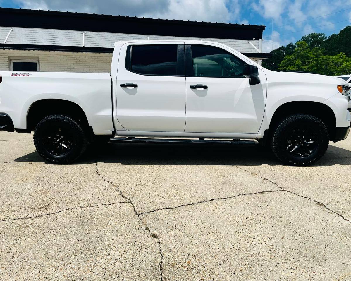 2023 Chevrolet Silverado 1500 Trail Boss – LT, photo 5 of 30