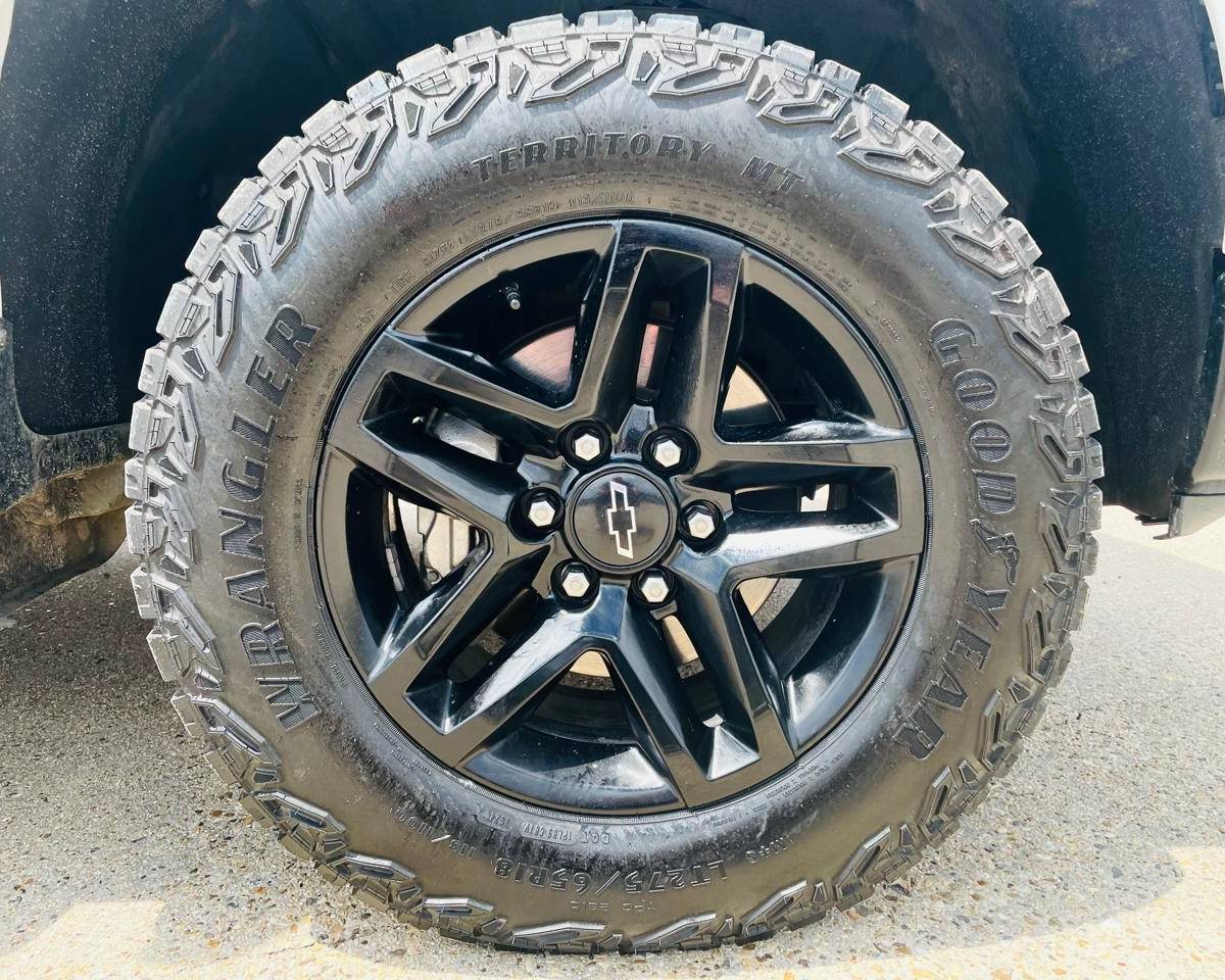 2023 Chevrolet Silverado 1500 Trail Boss – LT, photo 6 of 30