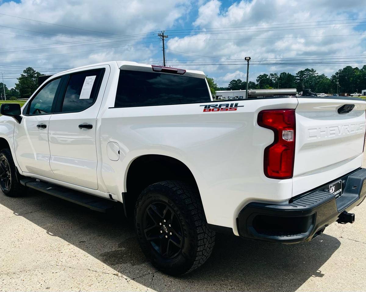 2023 Chevrolet Silverado 1500 Trail Boss – LT, photo 11 of 30