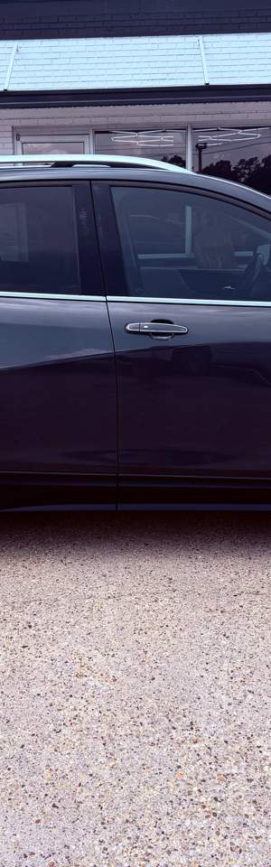 2019 Chevrolet Equinox photo 3