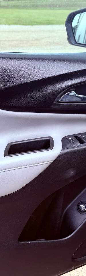 2019 Chevrolet Equinox photo 10