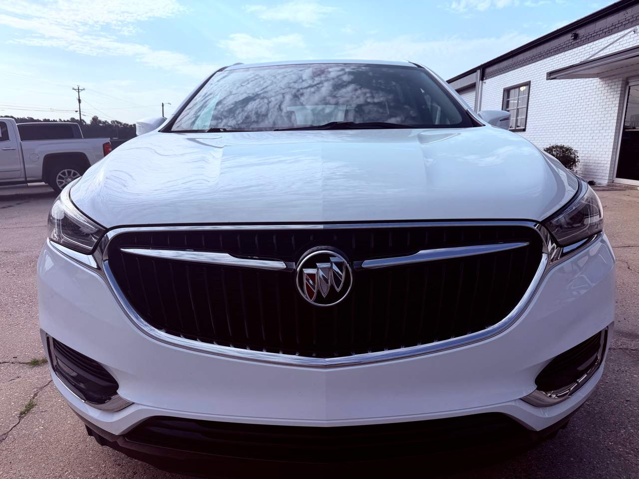2019 Buick Enclave 4DR Preferred, photo 2 of 23